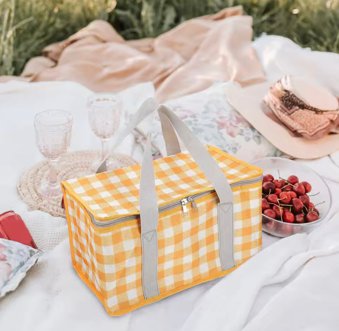 Camping Storage Lunch Bag, Large Capacity Portable Ice Pack Bag, Cold Protection Insulated Lunch Bag, Waterproof Travel Lunch Bag Camping Storage Lunch Bag, Large Capacity Portable Ice Pack Bag, Cold Protection Insulated Lunch Bag, Waterproof Travel Lunch Bag